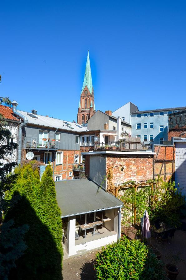 Stadtjuwel Schwerin Luxus Ferienhaus In Der Altstadt Extérieur photo
