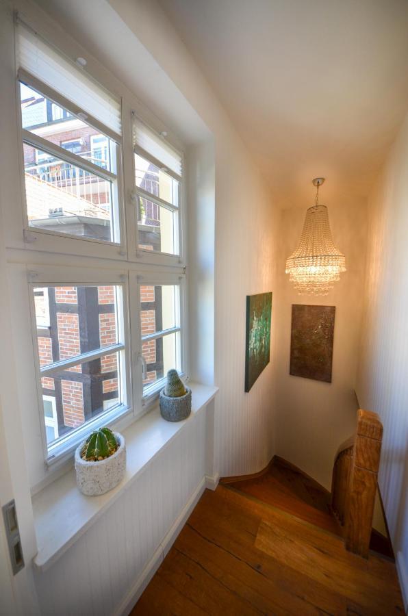 Stadtjuwel Schwerin Luxus Ferienhaus In Der Altstadt Extérieur photo